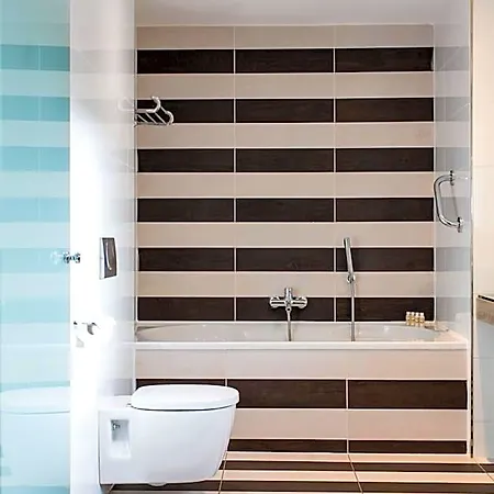 ホテル The House Hotel, An Ascend Collection Member 4*