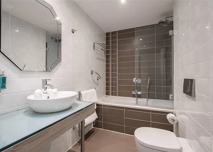 The House Hotel, An Ascend Collection Member Otel 4*